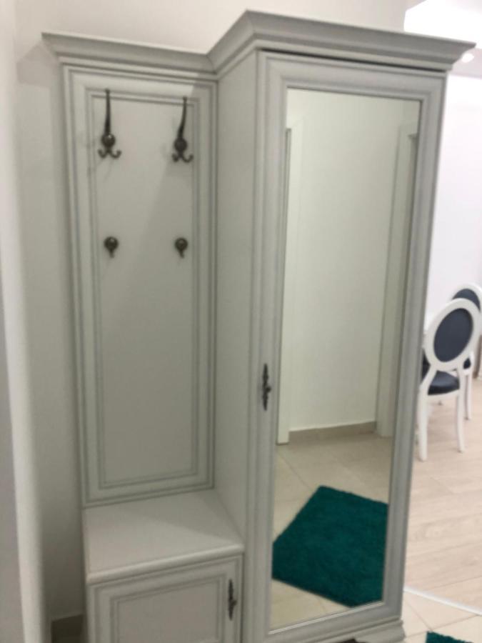 Apartment Jezdic 2 *